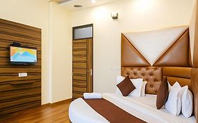 Hotel Woodcrest By Sidham Group !! Comfortable And Peaceful Stay !! Top Rated !! Preferred Hotel Chain